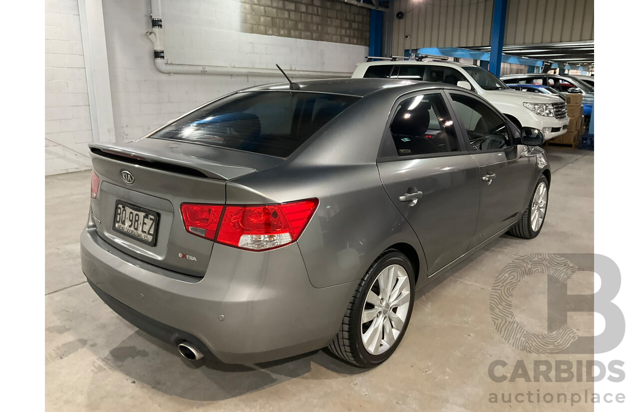 06/2012 Kia Cerato Extra L.E TD MY12 4D Sedan Titanium Silver 2.0L