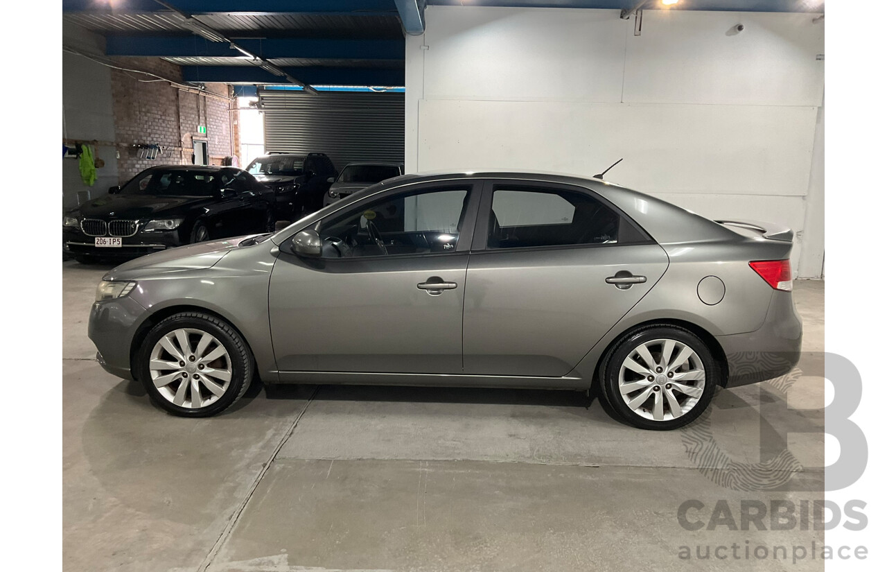 06/2012 Kia Cerato Extra L.E TD MY12 4D Sedan Titanium Silver 2.0L