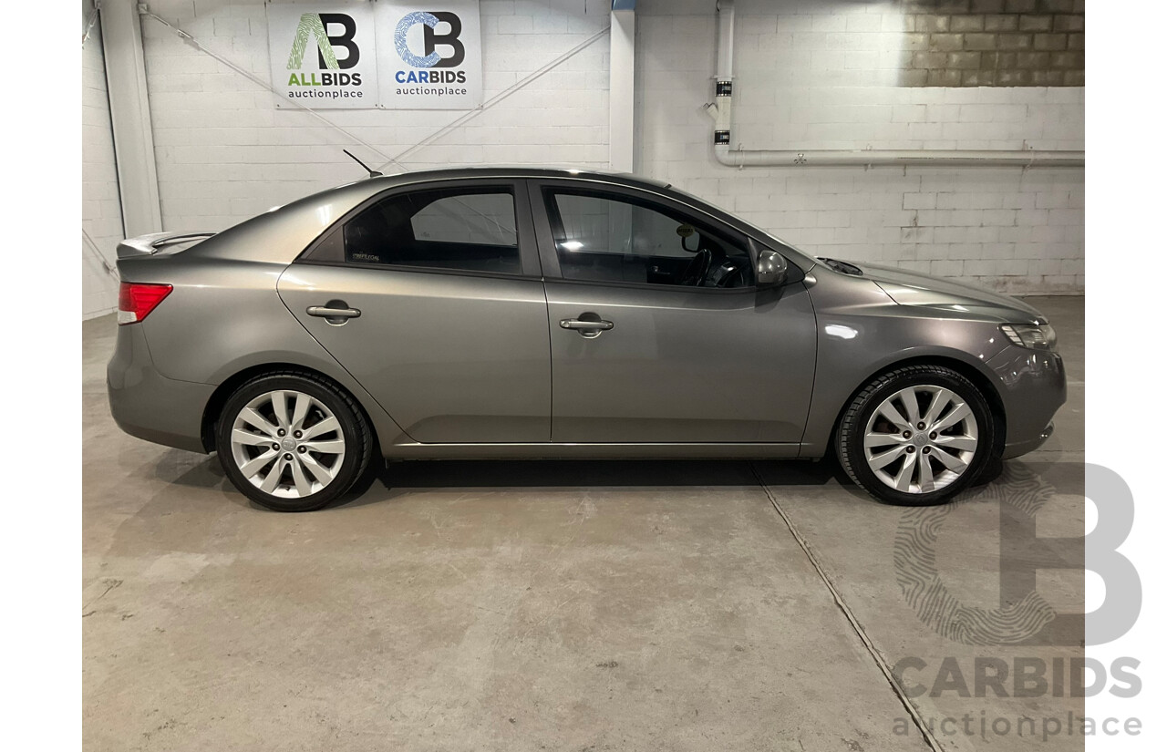 06/2012 Kia Cerato Extra L.E TD MY12 4D Sedan Titanium Silver 2.0L