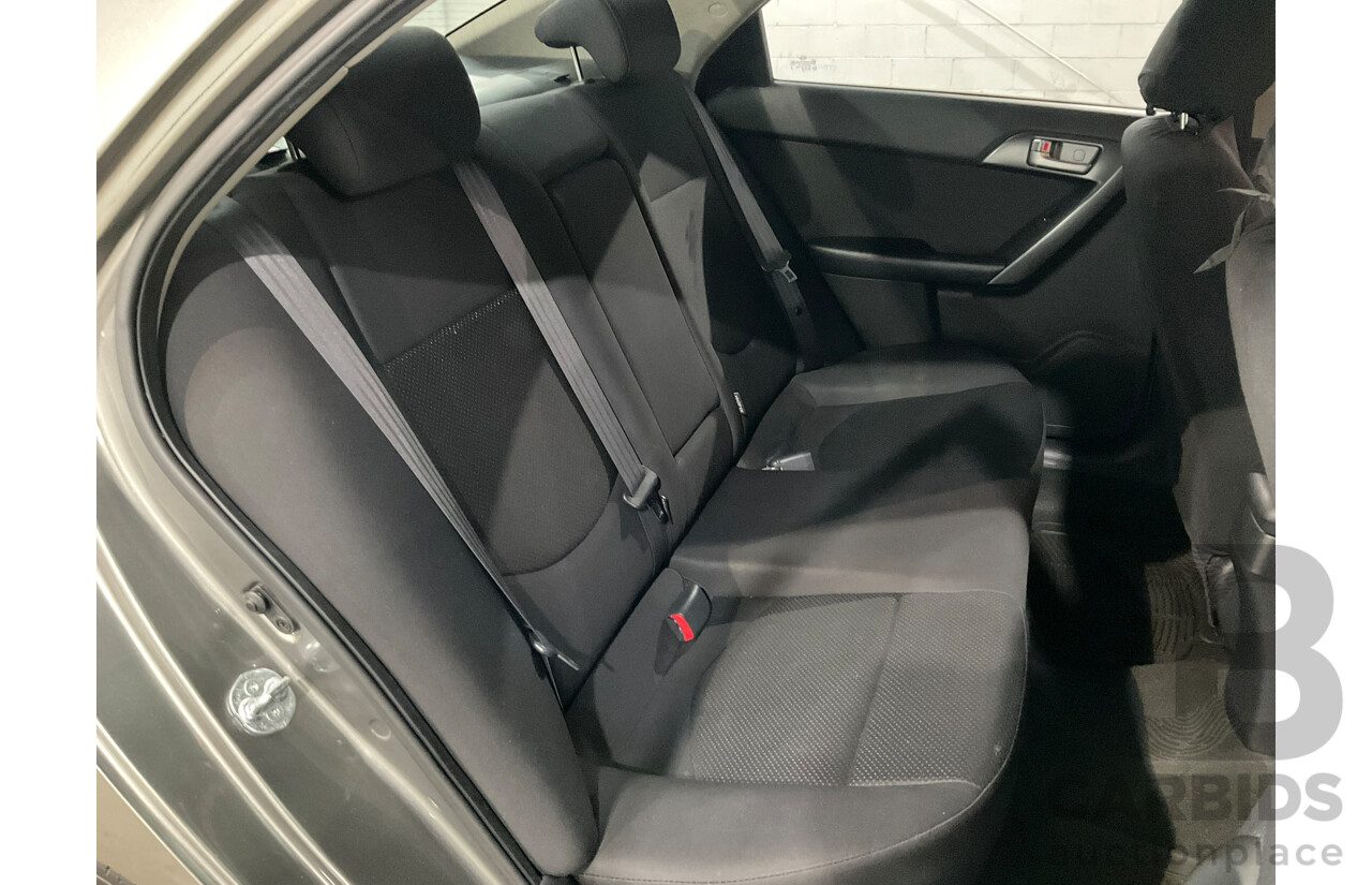 06/2012 Kia Cerato Extra L.E TD MY12 4D Sedan Titanium Silver 2.0L