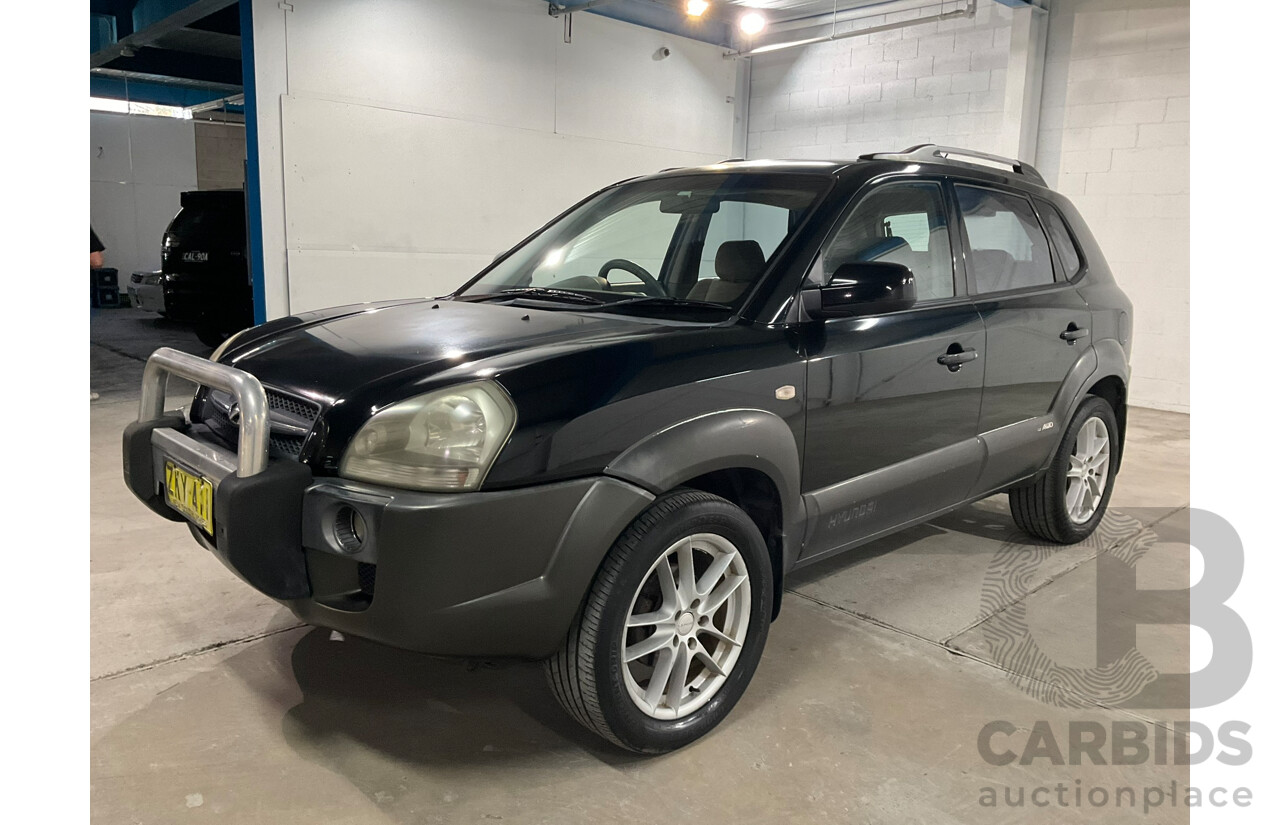08/2004 Hyundai Tucson Elite (AWD) 4D Wagon Black V6 2.7L