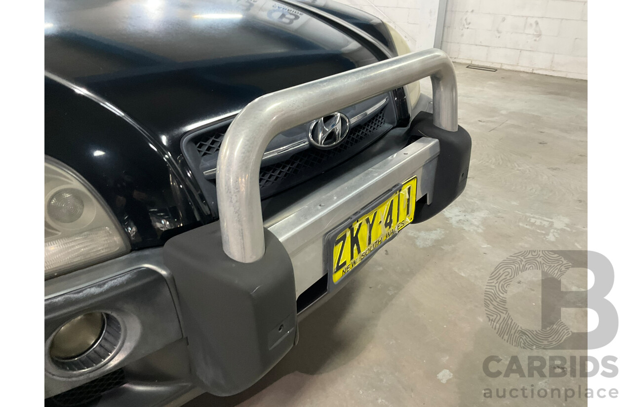 08/2004 Hyundai Tucson Elite (AWD) 4D Wagon Black V6 2.7L