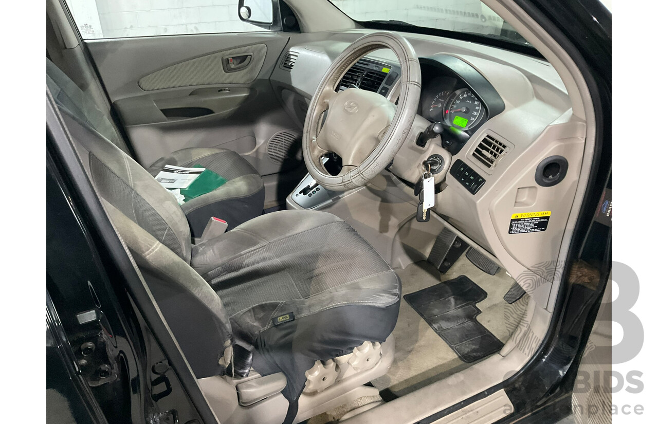 08/2004 Hyundai Tucson Elite (AWD) 4D Wagon Black V6 2.7L