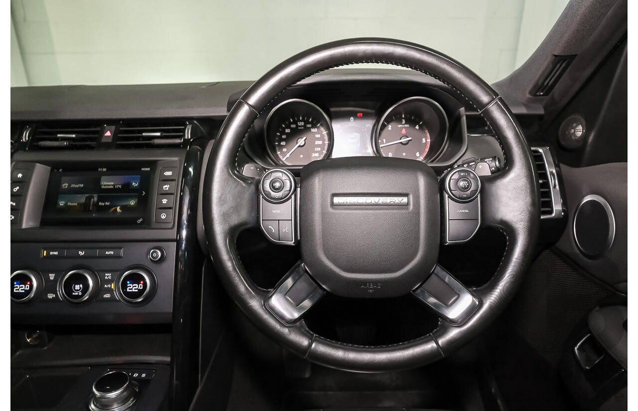 09/2017 Land Rover Discovery SD4 SE 4WD MY17 4d Wagon Santorini Black Turbo Diesel 2.0L