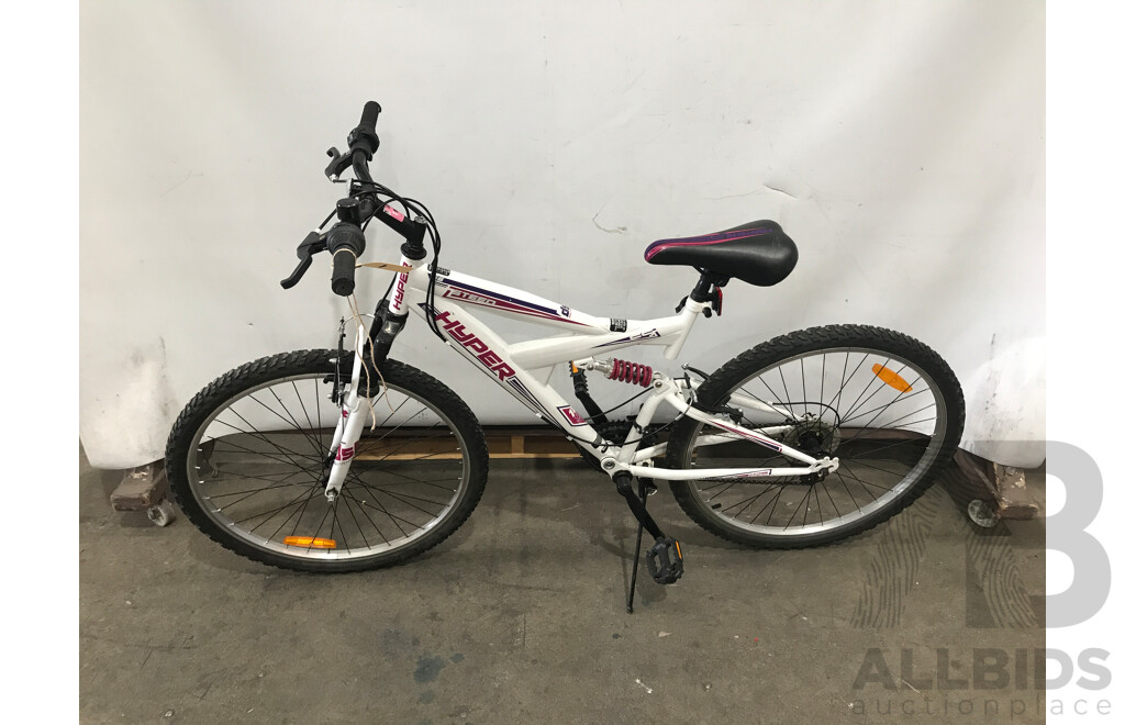 Hyper Steed 66 18 Speed Hybrid Bike