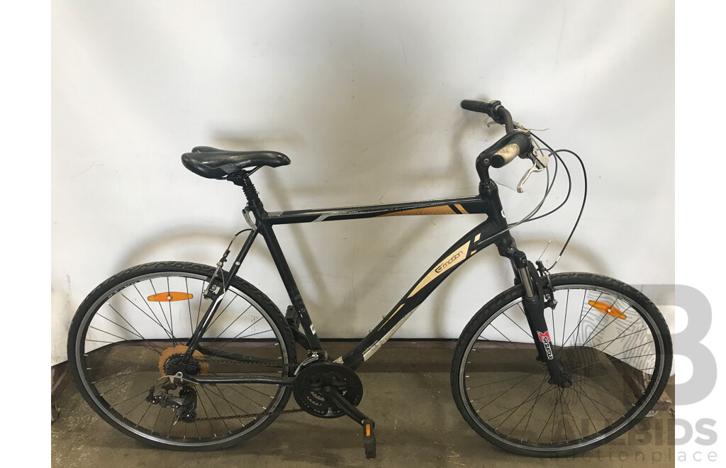 Easy Motion Renegade 7 Speed Road Bike