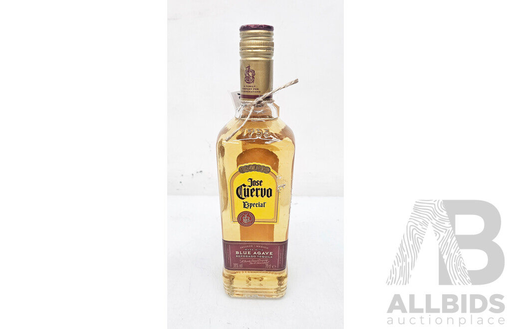 Jose Cuervo Especial Blue Agave Teposado Tequila
