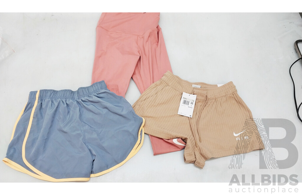 Nike Assorted Womens Fitness Clothes