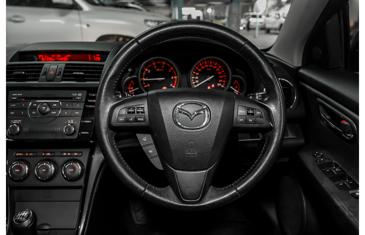 08/2012 Mazda Mazda6 Touring GH MY11 5d Hatchback White 2.5L