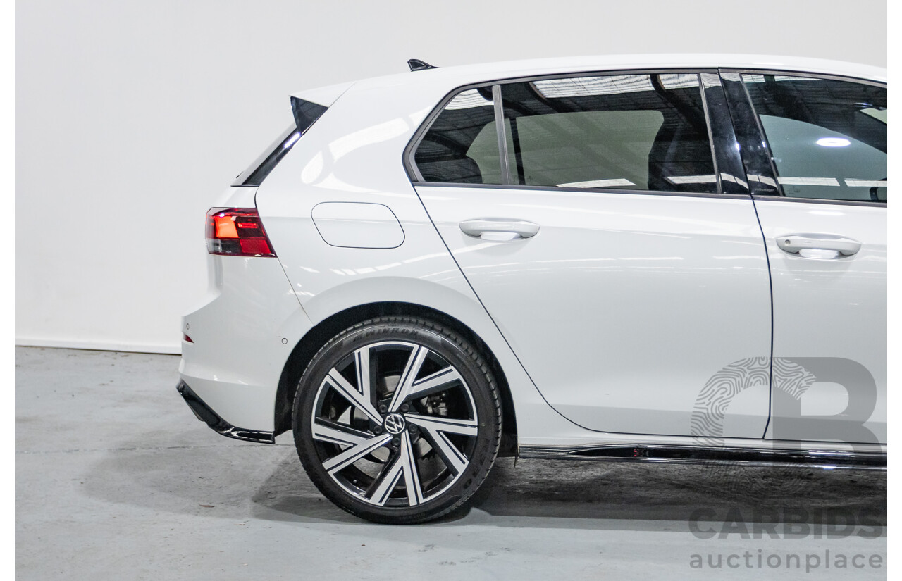 11/2021 Volkswagen Golf 110TSI R-Line MK8 MY22 5d Hatchback Pure White Turbo 1.4L