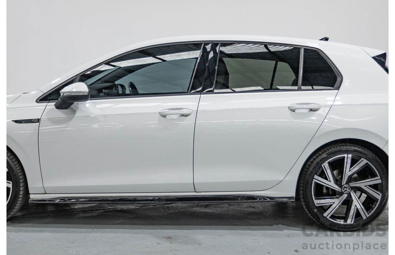 11/2021 Volkswagen Golf 110TSI R-Line MK8 MY22 5d Hatchback Pure White Turbo 1.4L