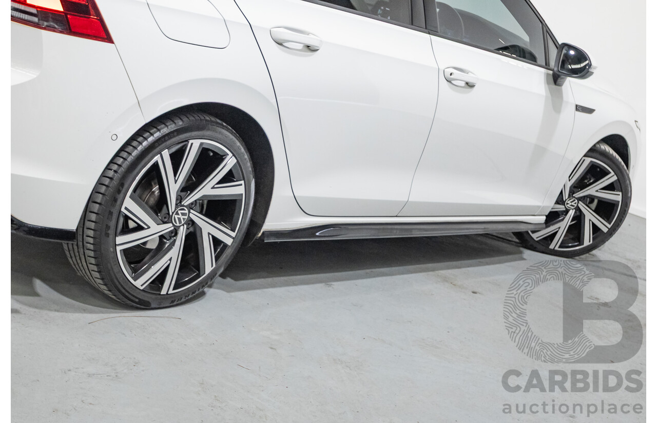 11/2021 Volkswagen Golf 110TSI R-Line MK8 MY22 5d Hatchback Pure White Turbo 1.4L