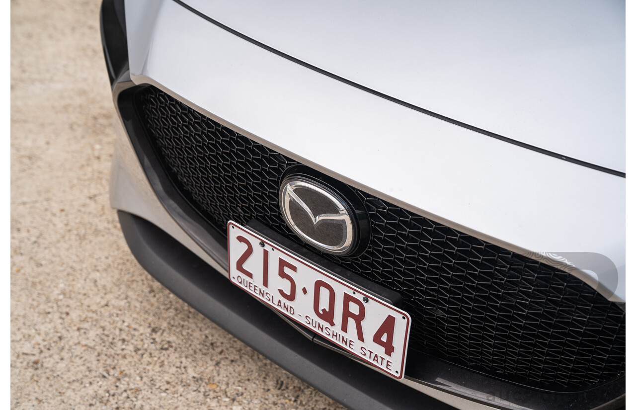 03/2020 Mazda 3 Pure G20 BP MY20 4d Hatch Sonic Silver 2.0L