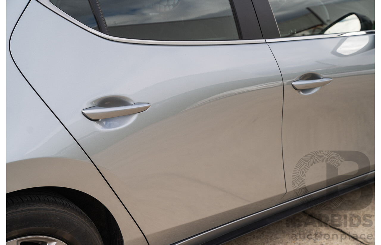 03/2020 Mazda 3 Pure G20 BP MY20 4d Hatch Sonic Silver 2.0L