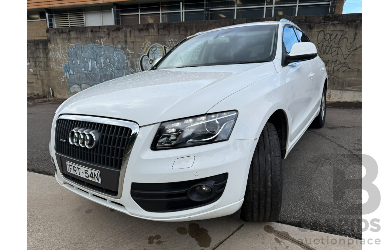 01/2012 Audi Q5 2.0 TFSI QUATTRO AWD 8R MY12 4D Wagon Ibis White 2.0L