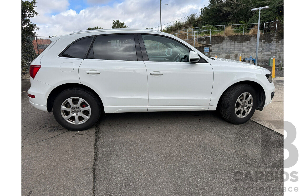 01/2012 Audi Q5 2.0 TFSI QUATTRO AWD 8R MY12 4D Wagon Ibis White 2.0L