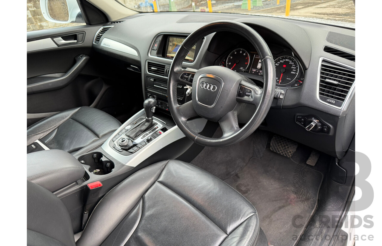 01/2012 Audi Q5 2.0 TFSI QUATTRO AWD 8R MY12 4D Wagon Ibis White 2.0L