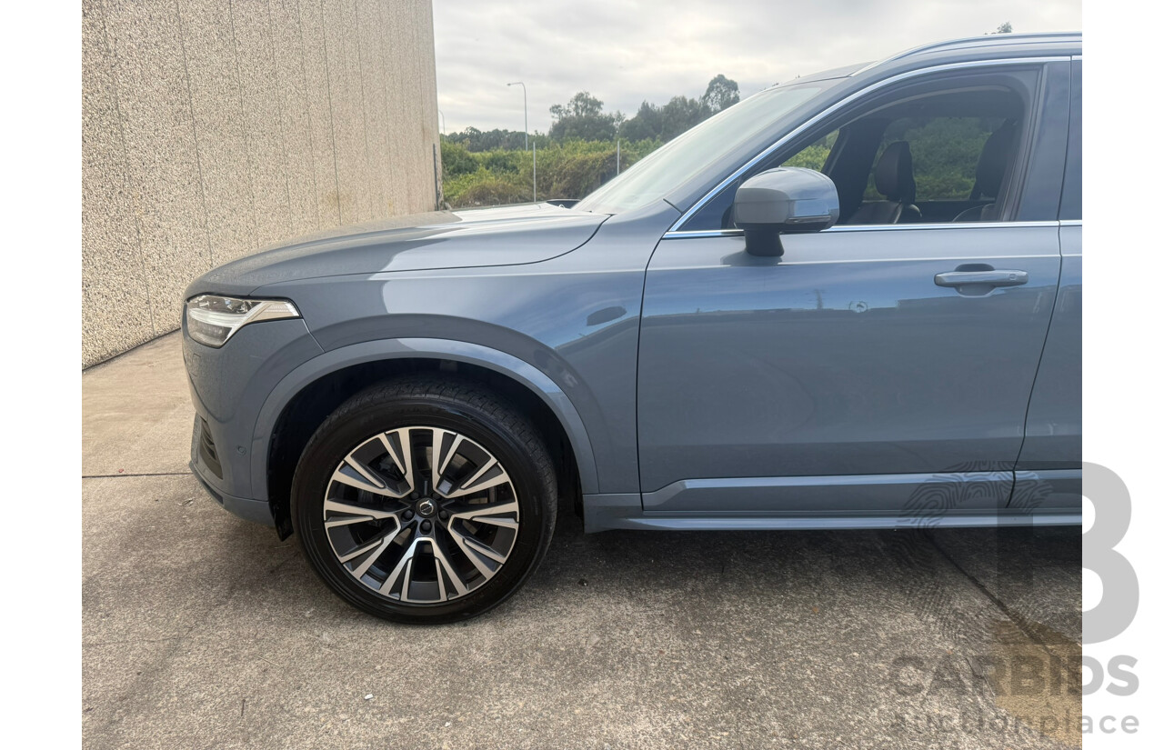 01/2021 Volvo XC90 D5 Momentum (AWD) 256 MY21 4d Wagon Thunder Grey Twin-turbo Diesel 2.0L 7 seat