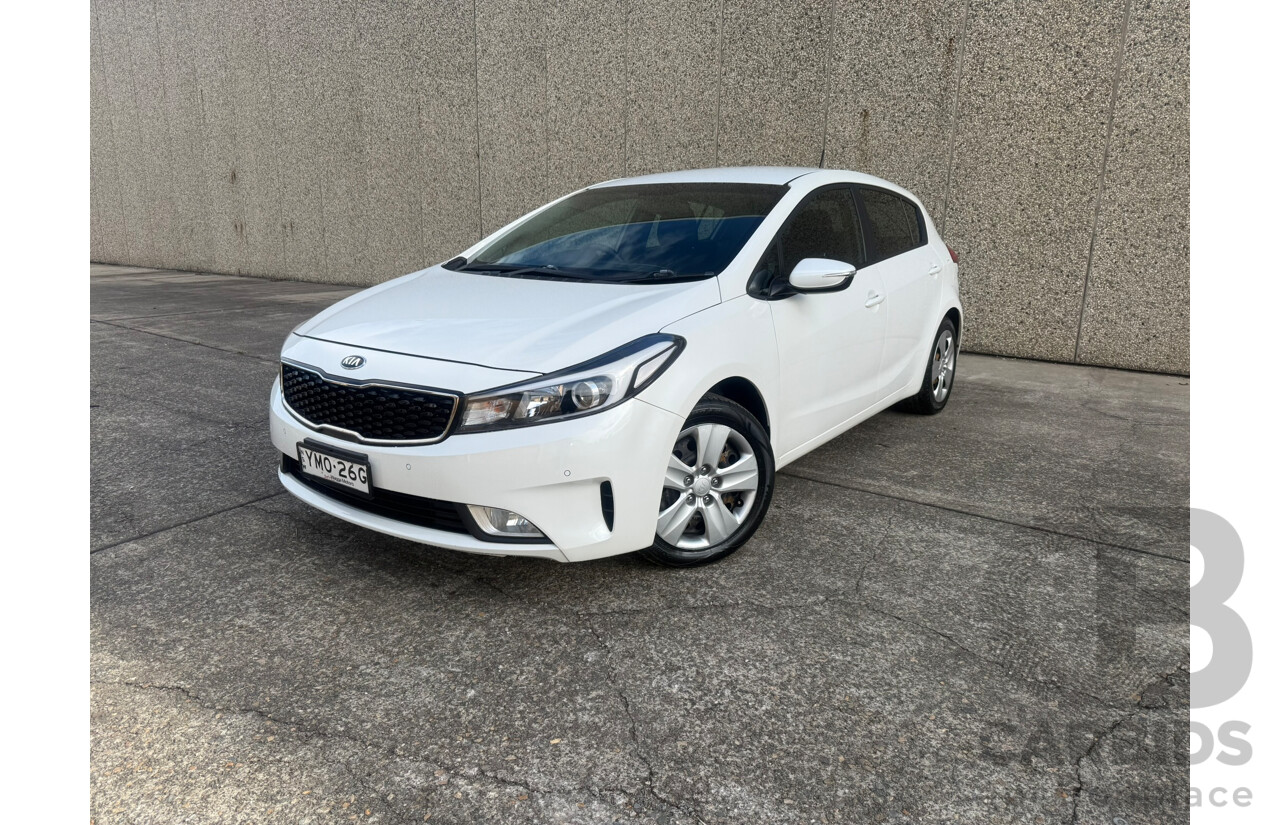 4/2018 Kia Cerato S YD MY18 5d Hatchback White 2.0L