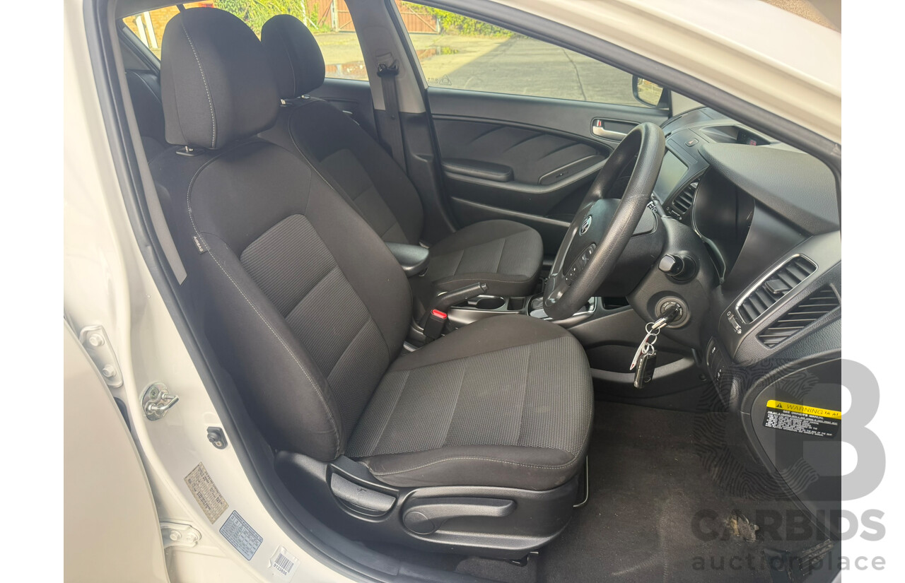 4/2018 Kia Cerato S YD MY18 5d Hatchback White 2.0L
