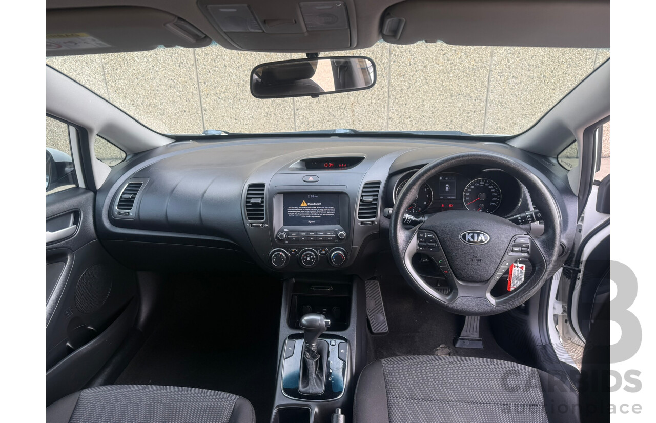 4/2018 Kia Cerato S YD MY18 5d Hatchback White 2.0L