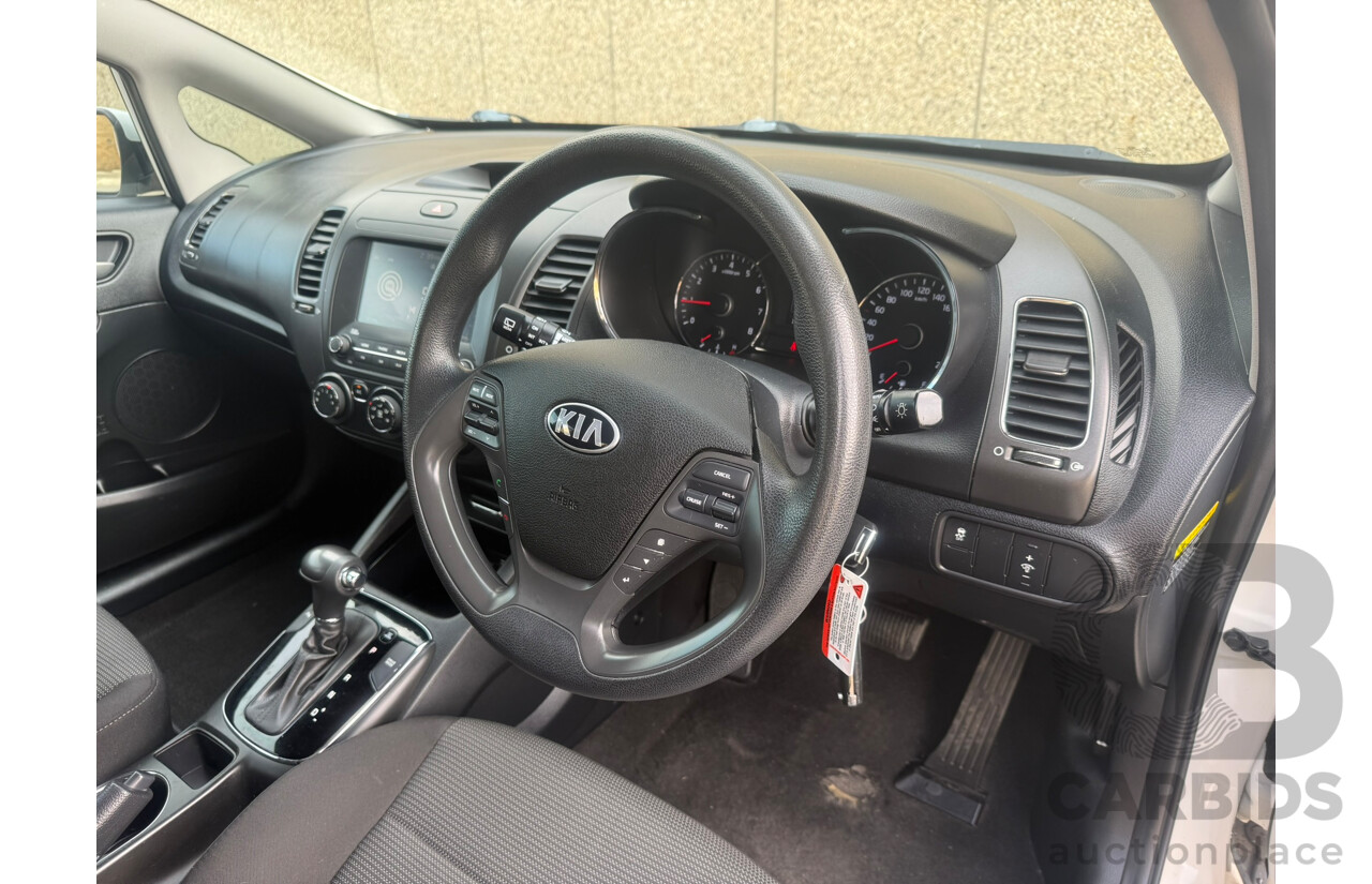4/2018 Kia Cerato S YD MY18 5d Hatchback White 2.0L