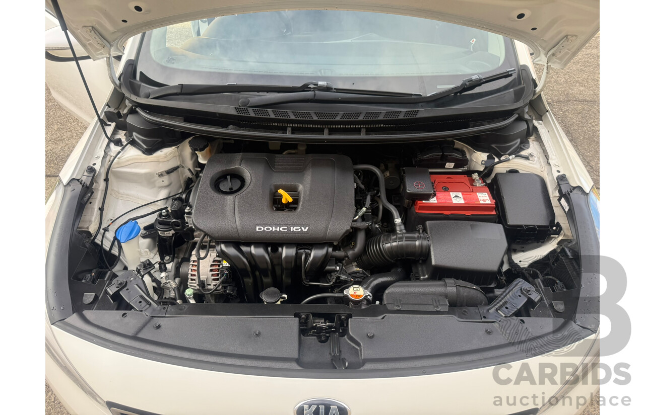 4/2018 Kia Cerato S YD MY18 5d Hatchback White 2.0L