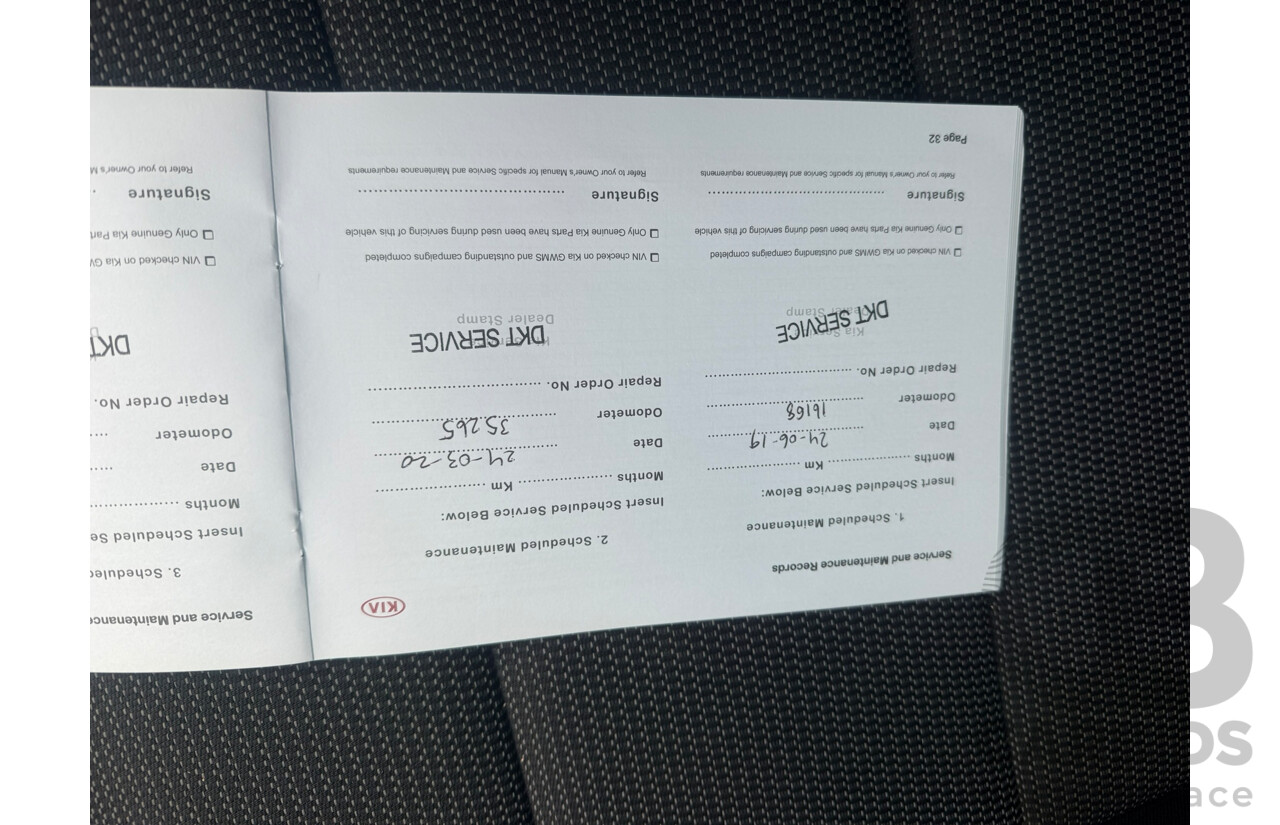 4/2018 Kia Cerato S YD MY18 5d Hatchback White 2.0L