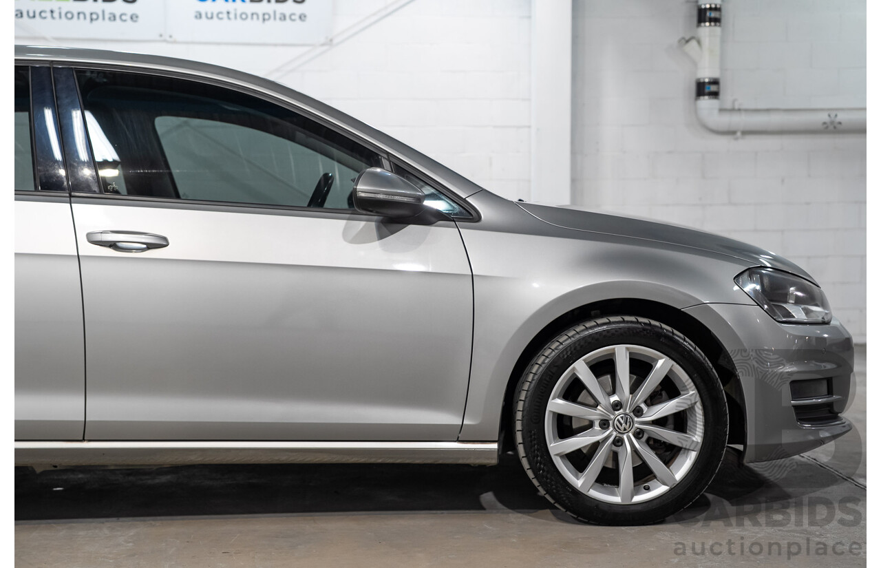 05/2013 Volkswagen Golf 110 TDI Highline AU 5D Hatchback Reflex Silver Metallic Turbo Diesel 2.0L