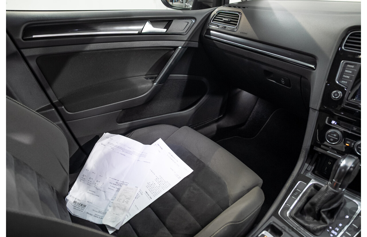 05/2013 Volkswagen Golf 110 TDI Highline AU 5D Hatchback Reflex Silver Metallic Turbo Diesel 2.0L