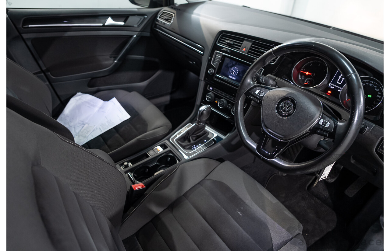 05/2013 Volkswagen Golf 110 TDI Highline AU 5D Hatchback Reflex Silver Metallic Turbo Diesel 2.0L