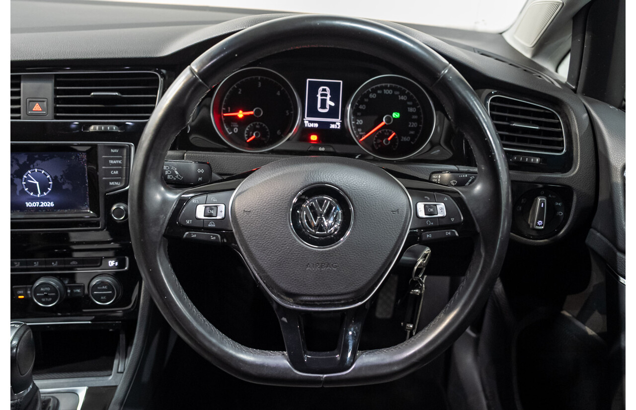 05/2013 Volkswagen Golf 110 TDI Highline AU 5D Hatchback Reflex Silver Metallic Turbo Diesel 2.0L