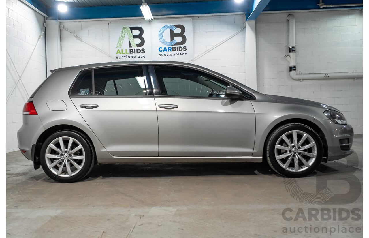 05/2013 Volkswagen Golf 110 TDI Highline AU 5D Hatchback Reflex Silver Metallic Turbo Diesel 2.0L