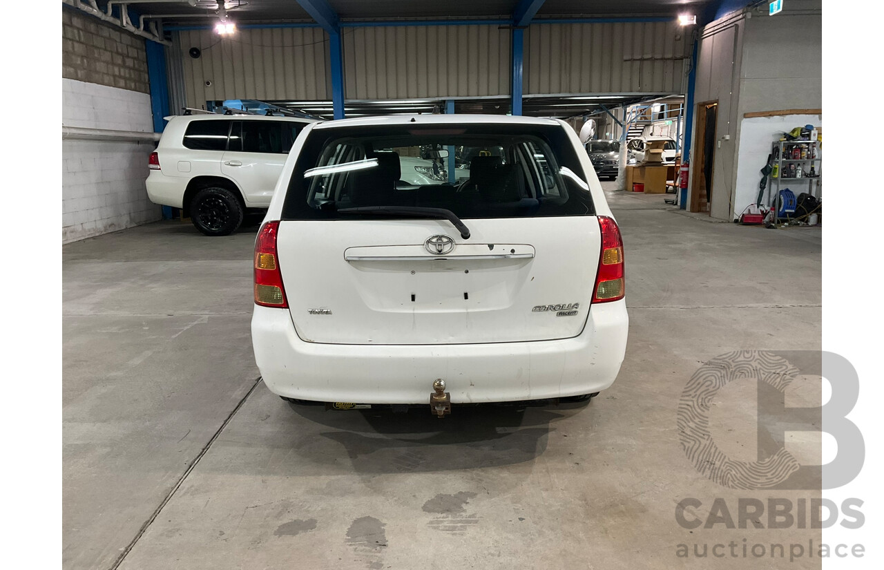 05/2005 Toyota Corolla Ascent ZZE122R 4d Wagon White 1.8L