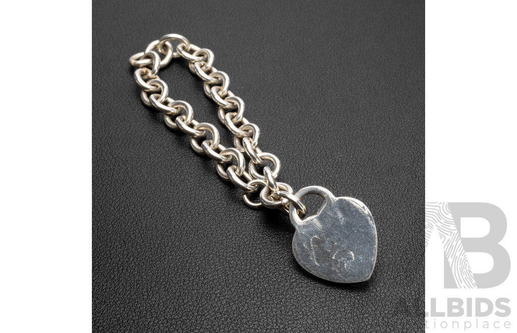 Sterling Silver Tiffany & Co Heavy Link Heart Tag Bracelet. Length - 20cms