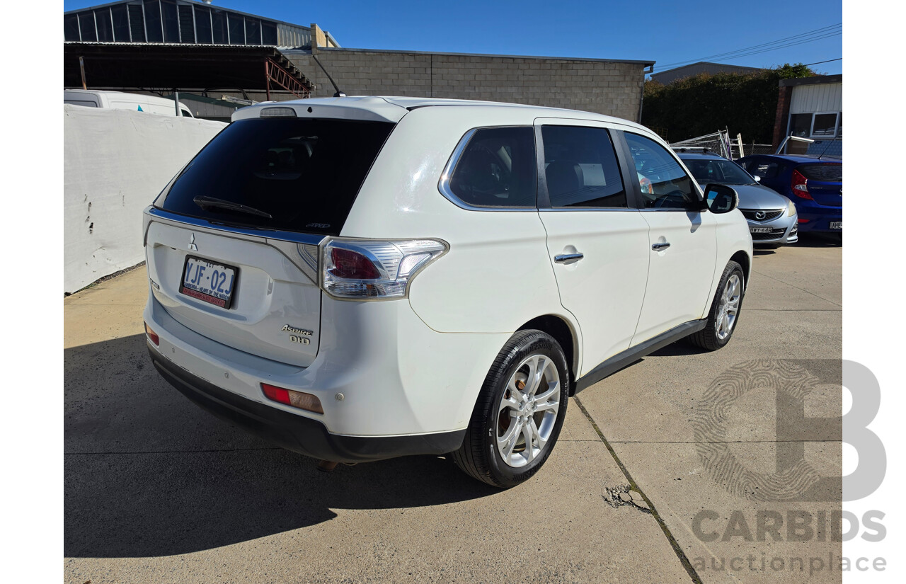 11/2012 Mitsubishi Outlander Aspire (4x4) ZJ 4d Wagon White Turbo Diesel 2.3L