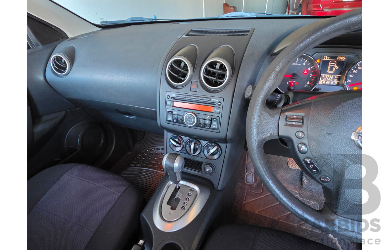 08/2010 Nissan Dualis +2 ST J10 SERIES II 4d Wagon Blue2.0L
