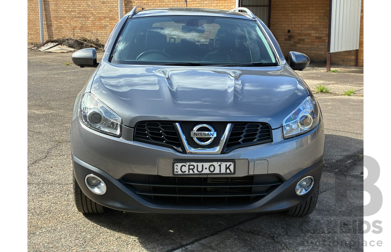 03/2014 Nissan Dualis +2 Ti-L (4x2) J10 Series 3 4d Wagon Grey 2.0L 7 Seats