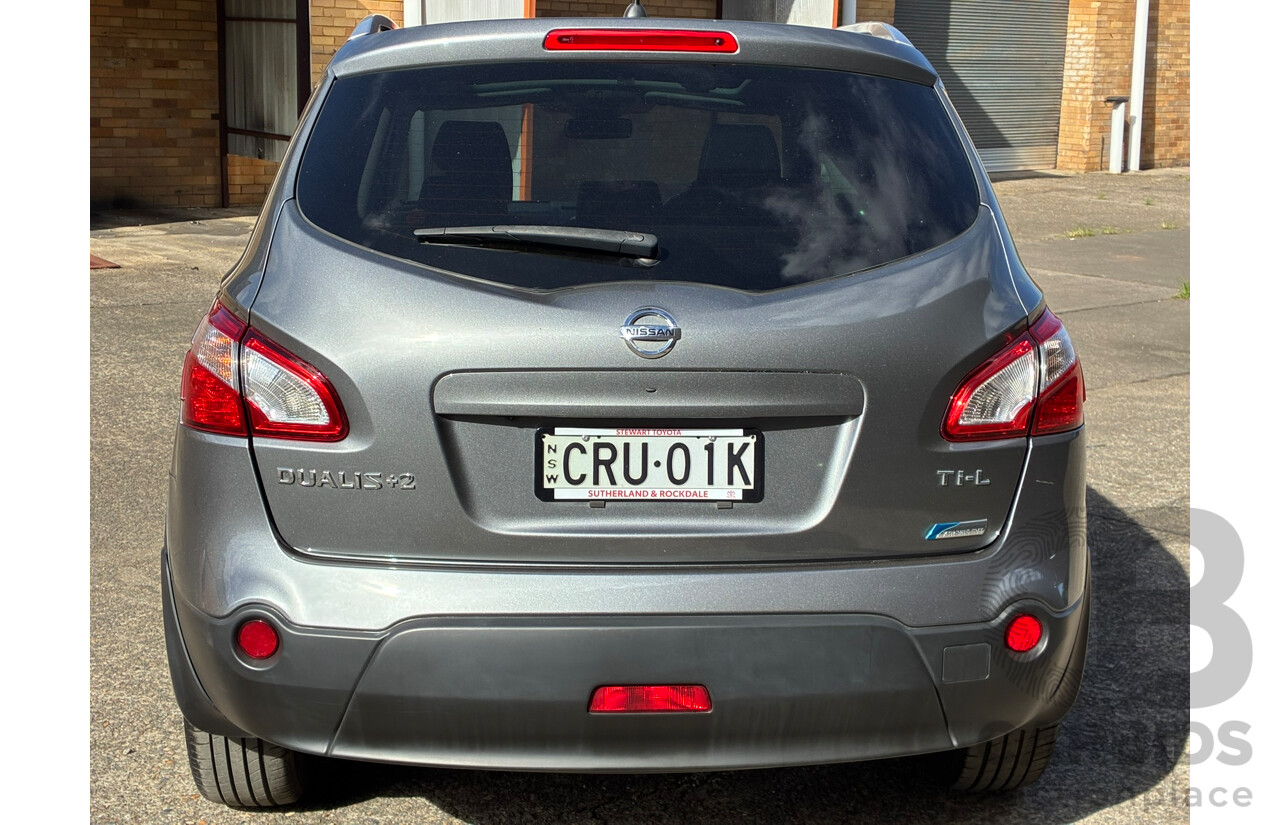 03/2014 Nissan Dualis +2 Ti-L (4x2) J10 Series 3 4d Wagon Grey 2.0L 7 Seats