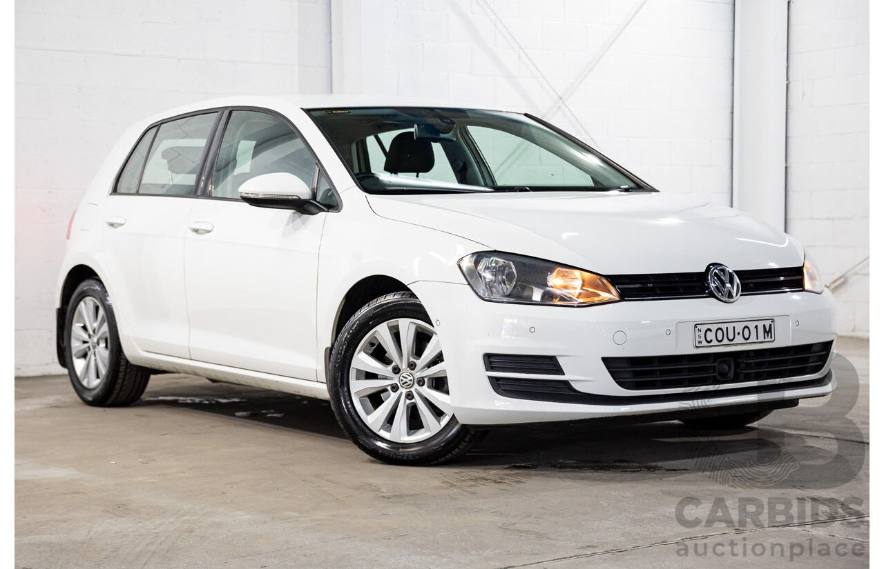 08/2013 Volkswagen Golf 90 TSI Comfortline AU MY14 5d Hatchback Pure White Turbo 1.4L