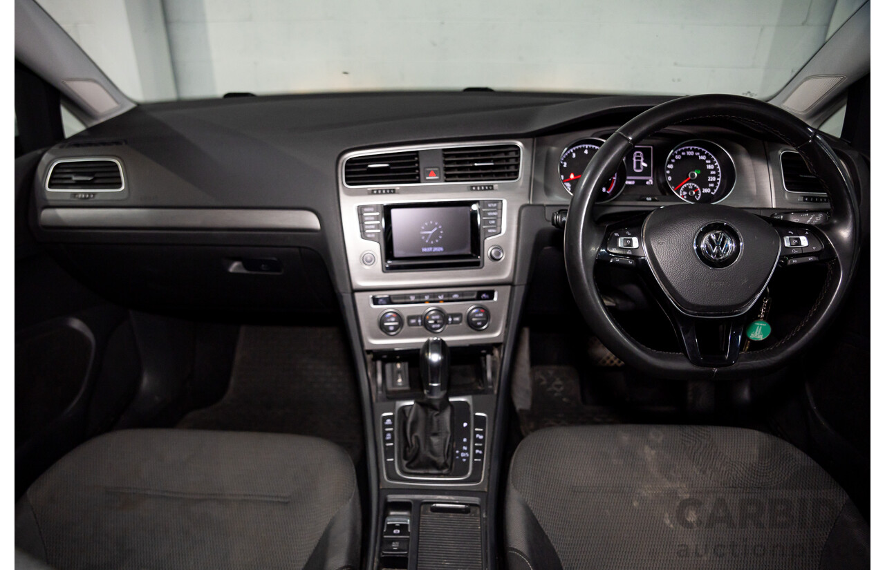 08/2013 Volkswagen Golf 90 TSI Comfortline AU MY14 5d Hatchback Pure White Turbo 1.4L