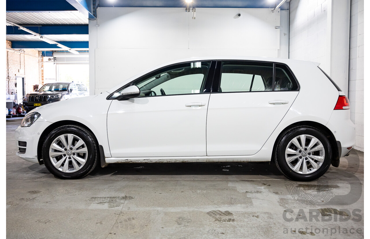08/2013 Volkswagen Golf 90 TSI Comfortline AU MY14 5d Hatchback Pure White Turbo 1.4L