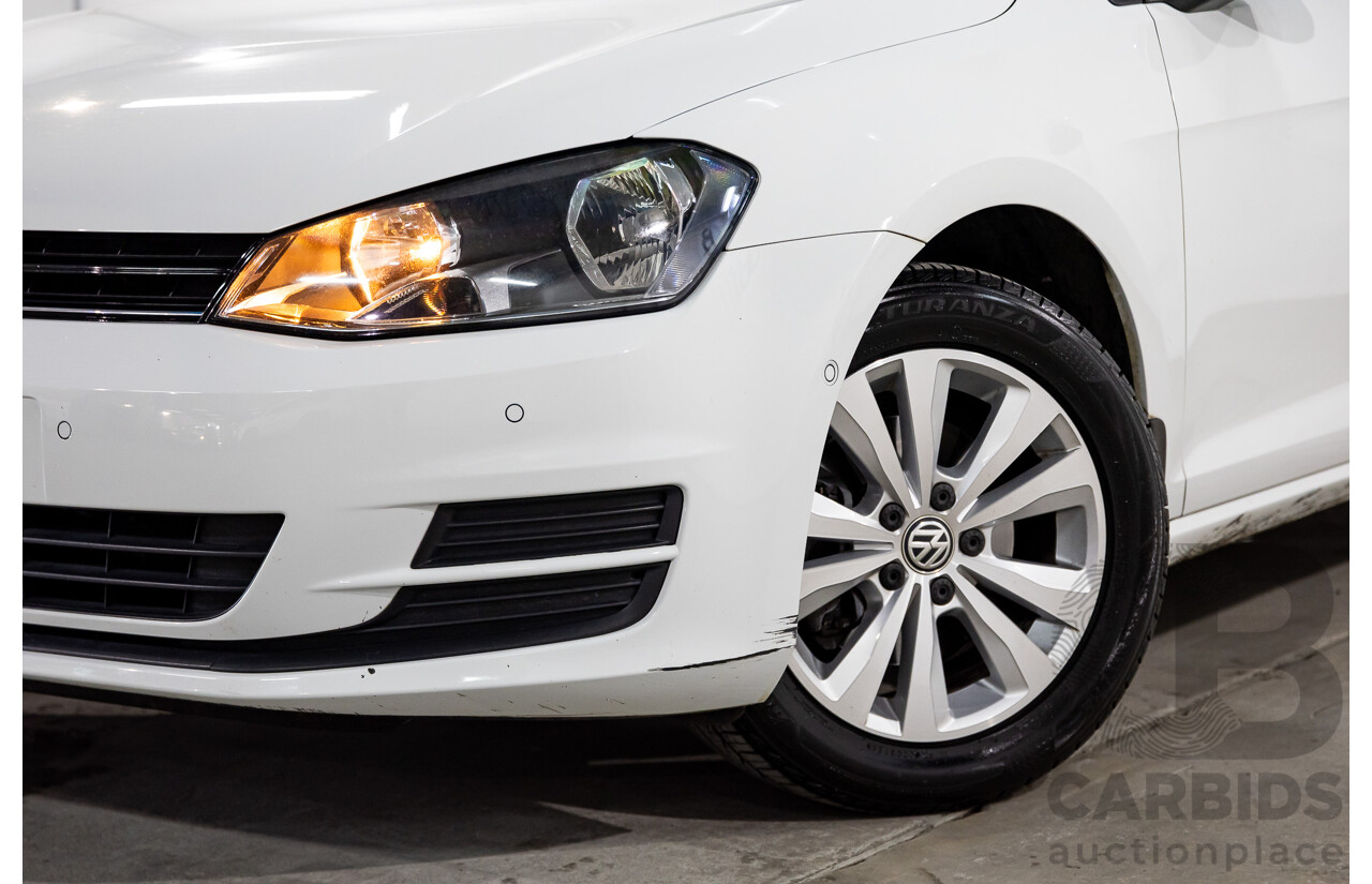 08/2013 Volkswagen Golf 90 TSI Comfortline AU MY14 5d Hatchback Pure White Turbo 1.4L
