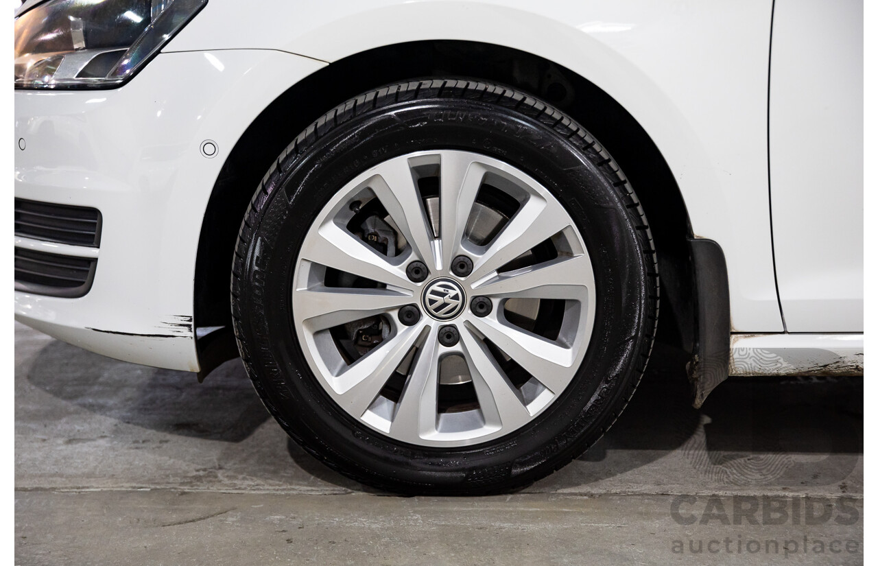 08/2013 Volkswagen Golf 90 TSI Comfortline AU MY14 5d Hatchback Pure White Turbo 1.4L