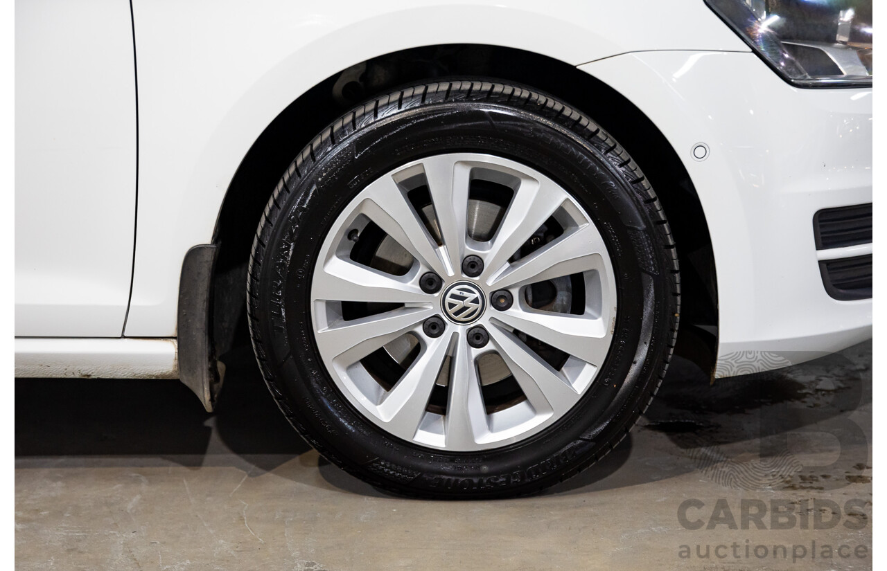 08/2013 Volkswagen Golf 90 TSI Comfortline AU MY14 5d Hatchback Pure White Turbo 1.4L
