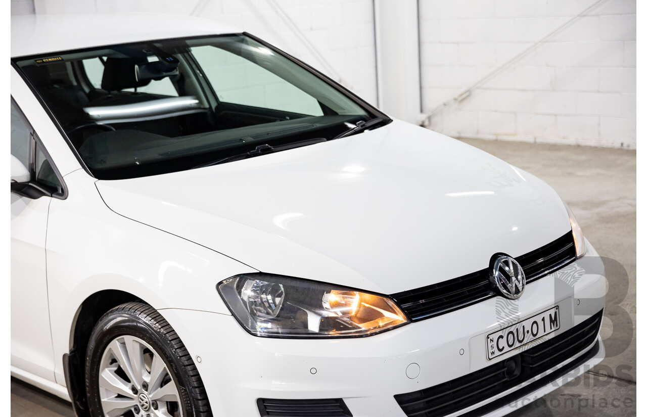 08/2013 Volkswagen Golf 90 TSI Comfortline AU MY14 5d Hatchback Pure White Turbo 1.4L