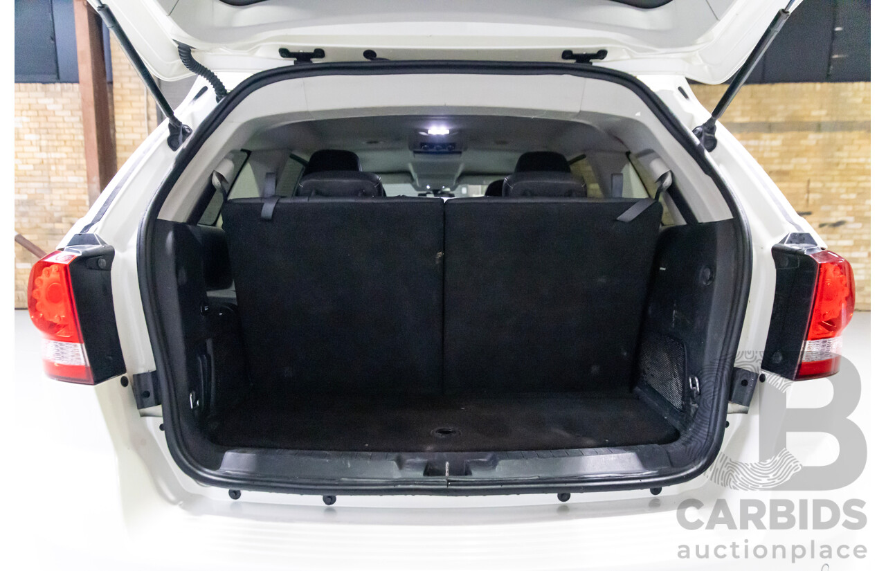 10/2013 Dodge Journey R/T JC MY14 4d Wagon White 3.6L V6