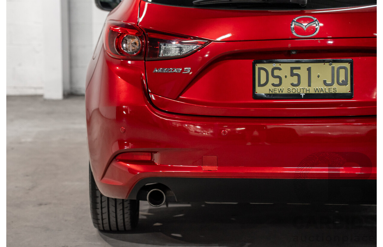 11/2016 Mazda 3 SP25 Astina BM 5d Hatchback Soul Red Crystal Metallic 2.5L