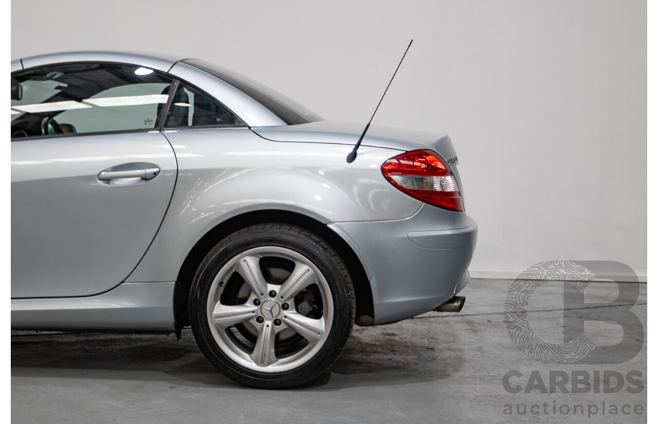 12/2004 Mercedes-Benz SLK350 R171 2d Convertible Tellurium Silver Metallic V6 3.5L