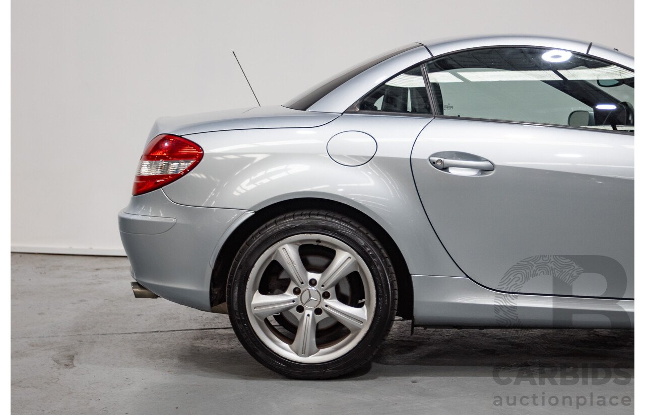 12/2004 Mercedes-Benz SLK350 R171 2d Convertible Tellurium Silver Metallic V6 3.5L
